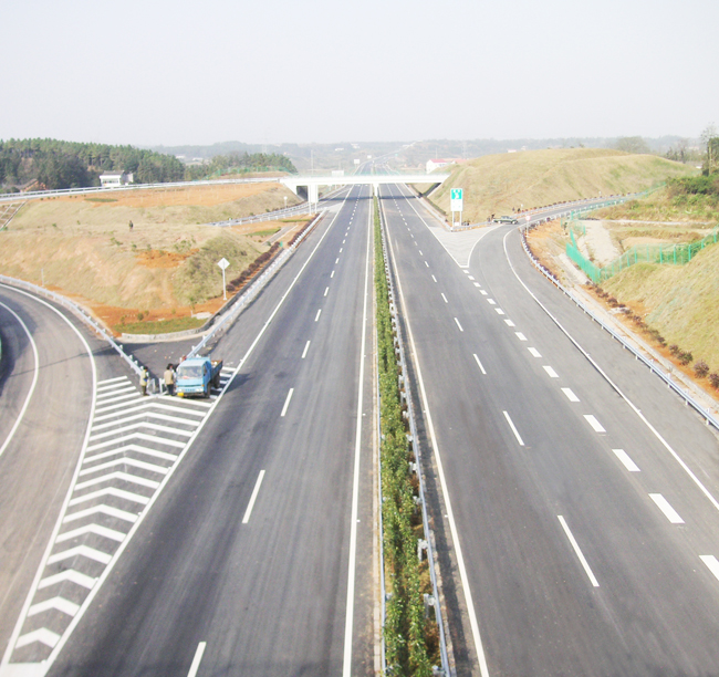 2004年-湖南省常德至张家界高速公路项目30 合同段项目.jpg