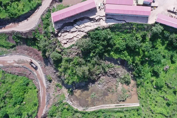 97人在滑坡前安全撤离