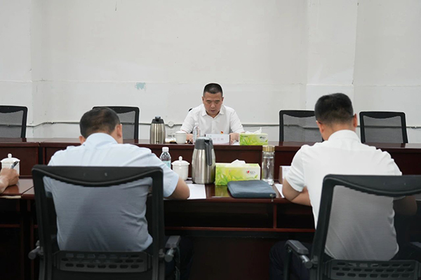 川交公司领导班子深入基层联系点讲授党课