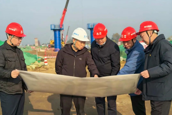 川交公司党委副书记、董事、总经理鲁正伟赴多项目开展专项检查督导